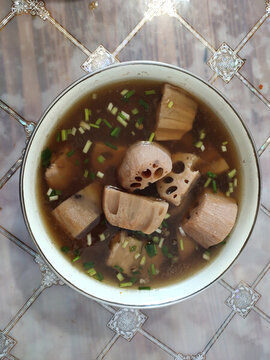 蓮藕排骨湯