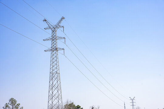 高壓電塔