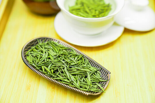 雀舌碧螺春竹葉青毛尖綠茶