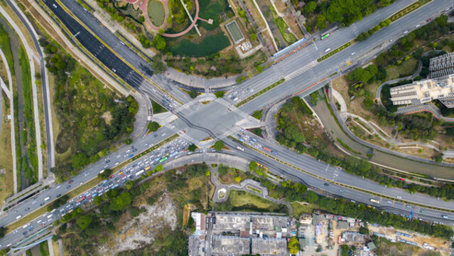 光明大道與東長路交匯