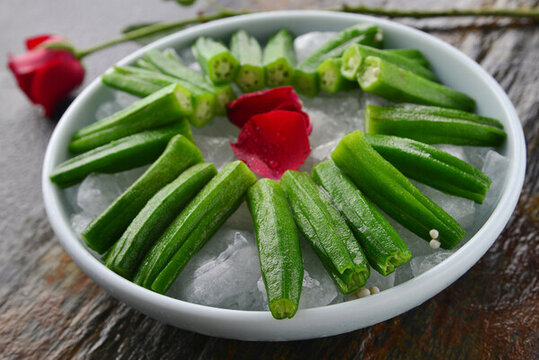 冰鎮(zhèn)秋葵