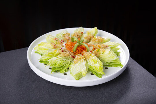 蒜蓉蒸生菜芯