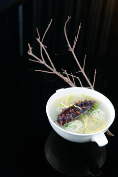 薺菜丸子海參湯