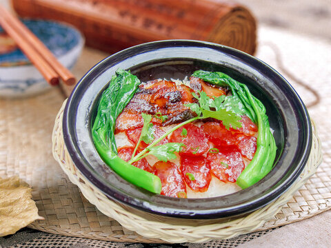 雙拼臘味煲仔飯