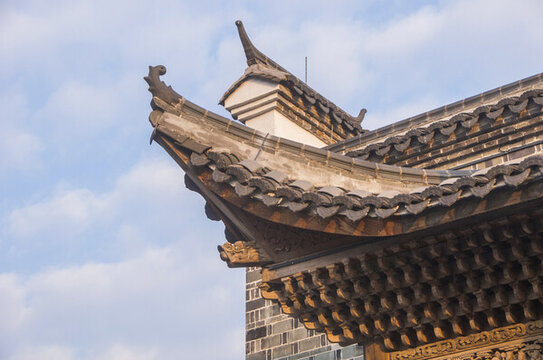 傳統(tǒng)建筑飛檐戧脊