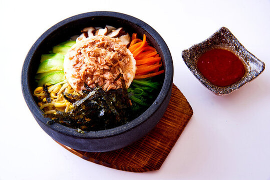 金槍魚石鍋拌飯