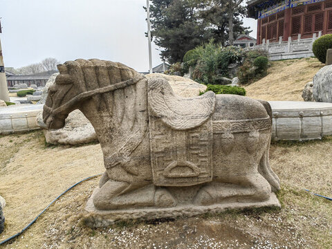石馬