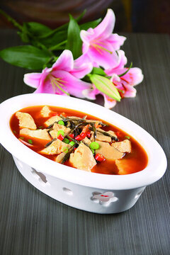 老湯煨豆腐