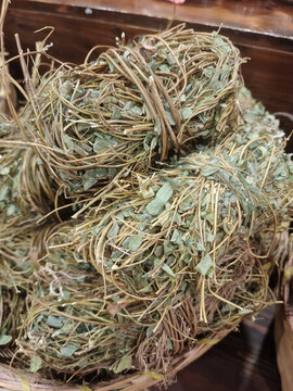 雞骨草
