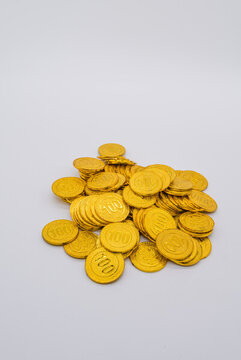棚拍一堆仿真金幣