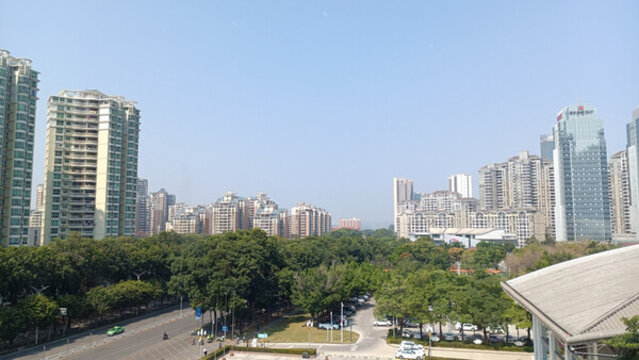 華貿(mào)天地體育館