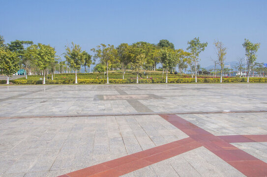 詔安站廣場(chǎng)一角