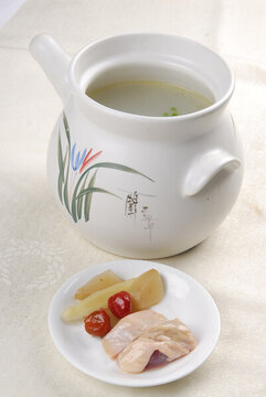 滋補(bǔ)老鴨湯