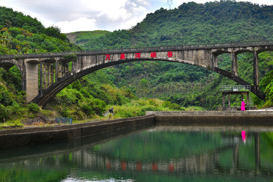 萬泉河峽谷漂流