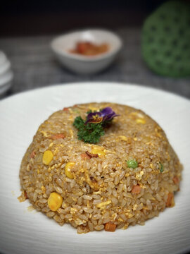 冬陰功菠蘿炒飯