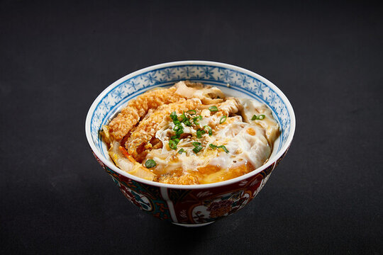 豬排滑蛋飯