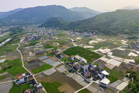 春日五彩田園自然風(fēng)光景色秀麗