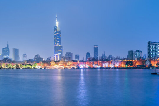 南京玄武湖公園夜景