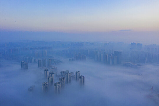 霧中的城市