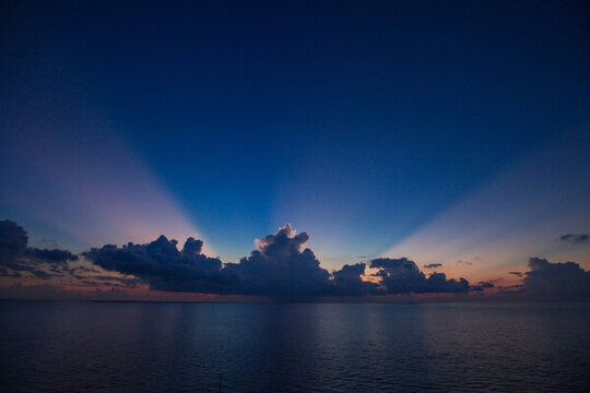 海島日落夕陽