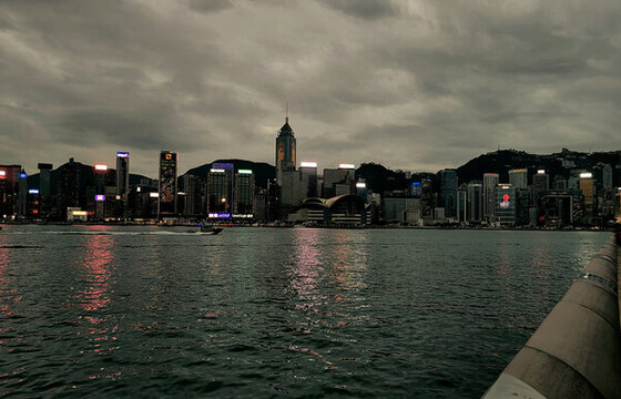 香港維多利亞港灣傍晚