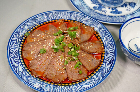 麻辣牛腱