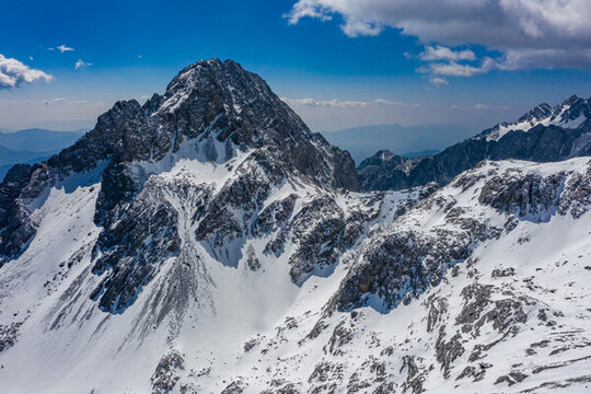 航拍云南麗江玉龍雪山冰川積雪