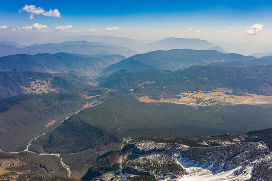 麗江玉龍雪山景區(qū)東麓山坪湖泊