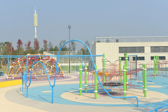 東安湖公園戶外體育設(shè)施