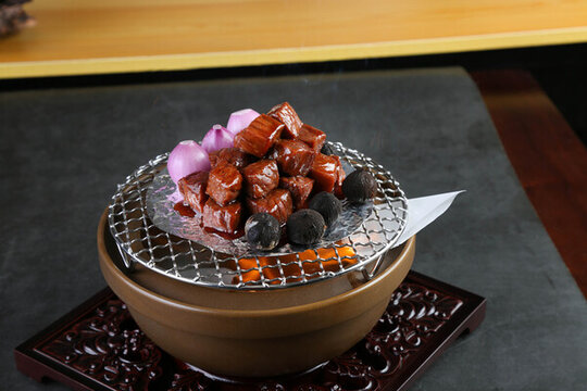 黑蒜雪花牛肉