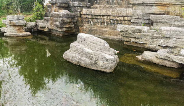湖池