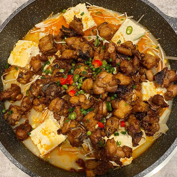 炒雞豆腐煲