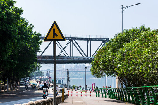 柳州濱江西路鐵橋