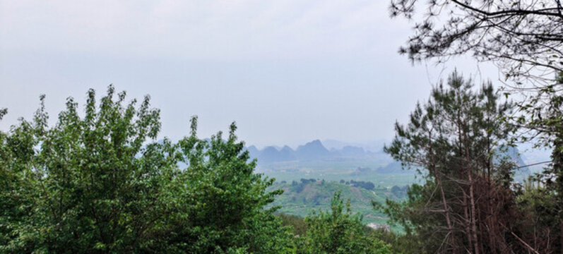 圣山遠(yuǎn)眺陽(yáng)安田園風(fēng)光