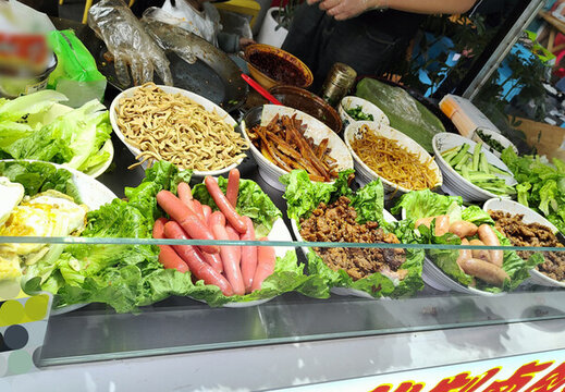 鹵肉卷攤