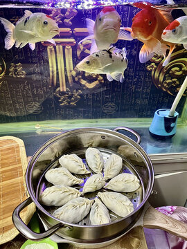 金魚與包子