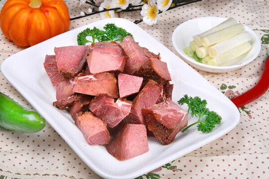 大塊醬牛肉