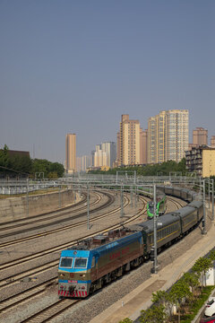 普速綠皮旅客列車