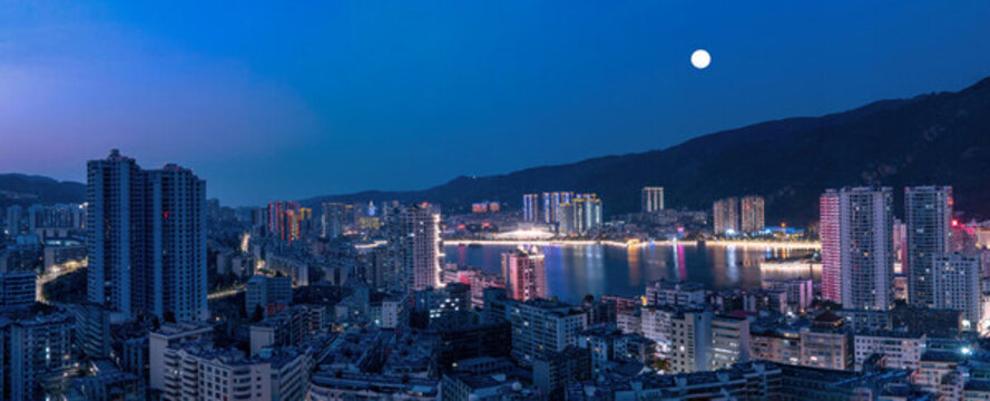 個(gè)舊錫都夜景