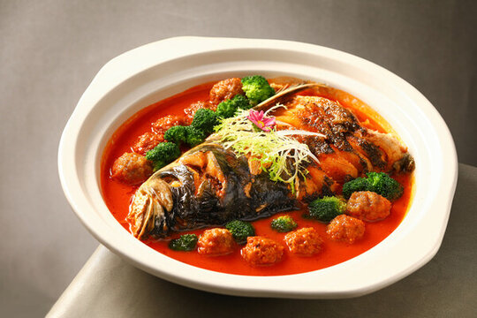 蔥燒胖頭魚(yú)