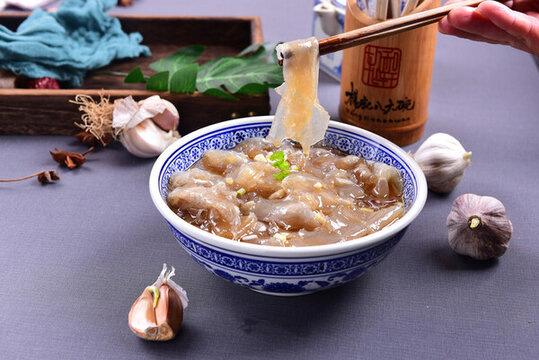 酸湯粉皮