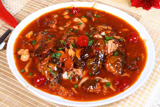 鯽魚煎燜魚籽泡