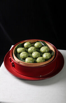 鮑魚(yú)青團(tuán)