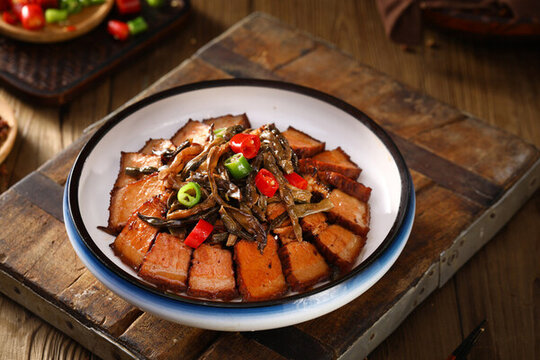 兒菜炒臘肉