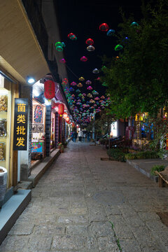 束河古鎮(zhèn)夜景