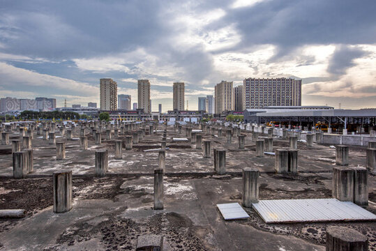 上海松江區(qū)廢棄的建筑工地