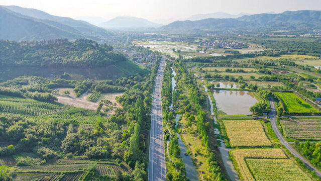 鄉(xiāng)村道路