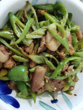 青椒炒肉