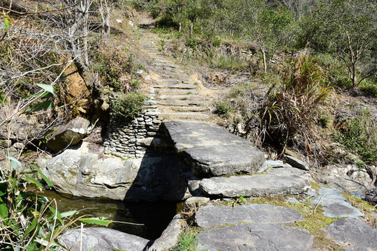 石屋坑古道石橋