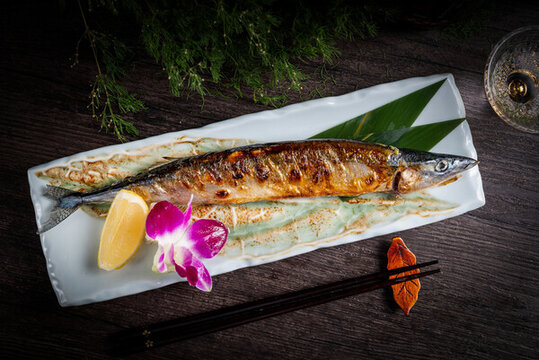 烤秋刀魚